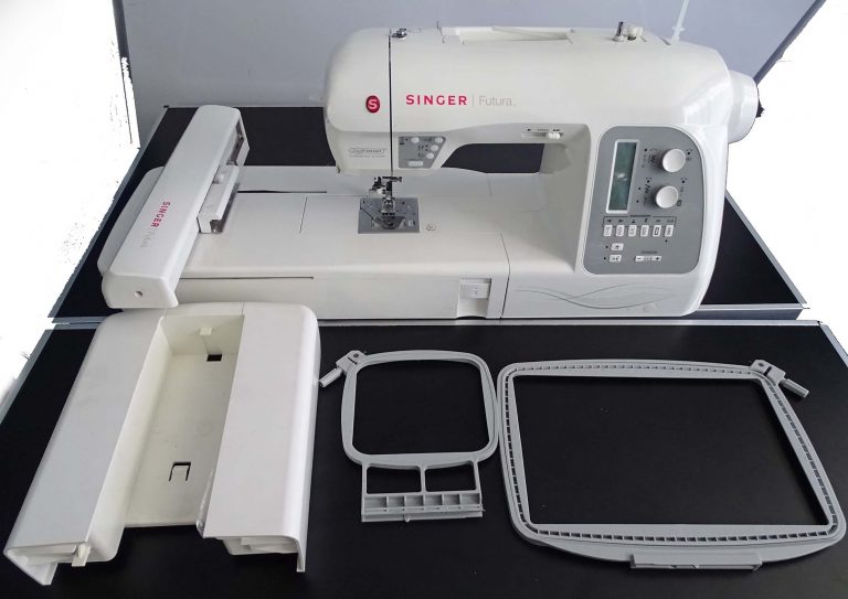 sewing-and-embroidery-machine-Singer-Futura-XL550-768×543