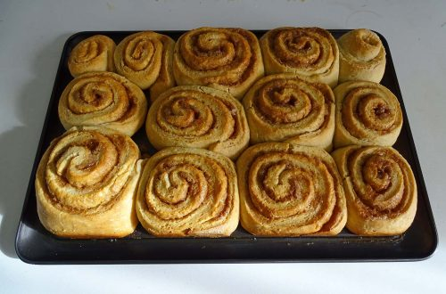 cinnamon-rolls-or-buns